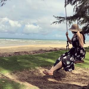 Meet your Posher, Nina